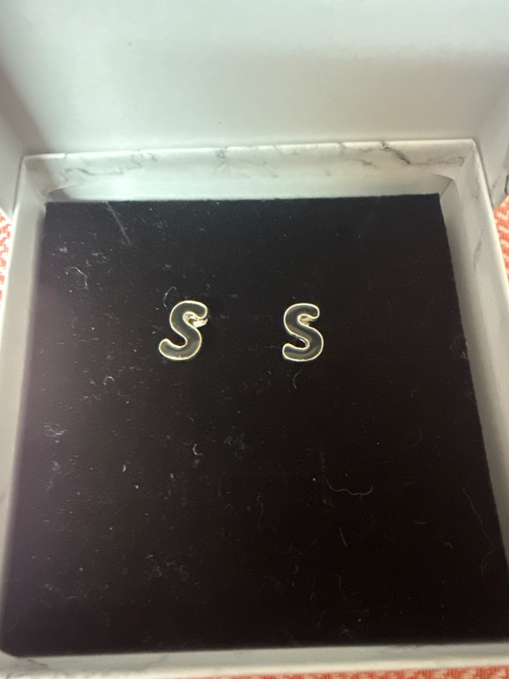 Claire's Mood Earrings S Shaped, no longer turn colors